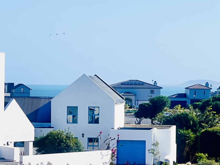 4 Bedroom Property for Sale in Blue Lagoon Western Cape